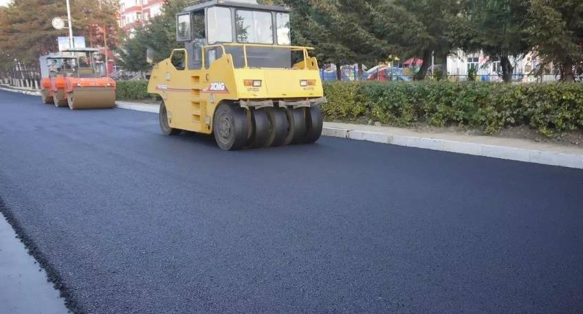 寧波瀝鑫瀝青道路施工公司
寧波瀝青